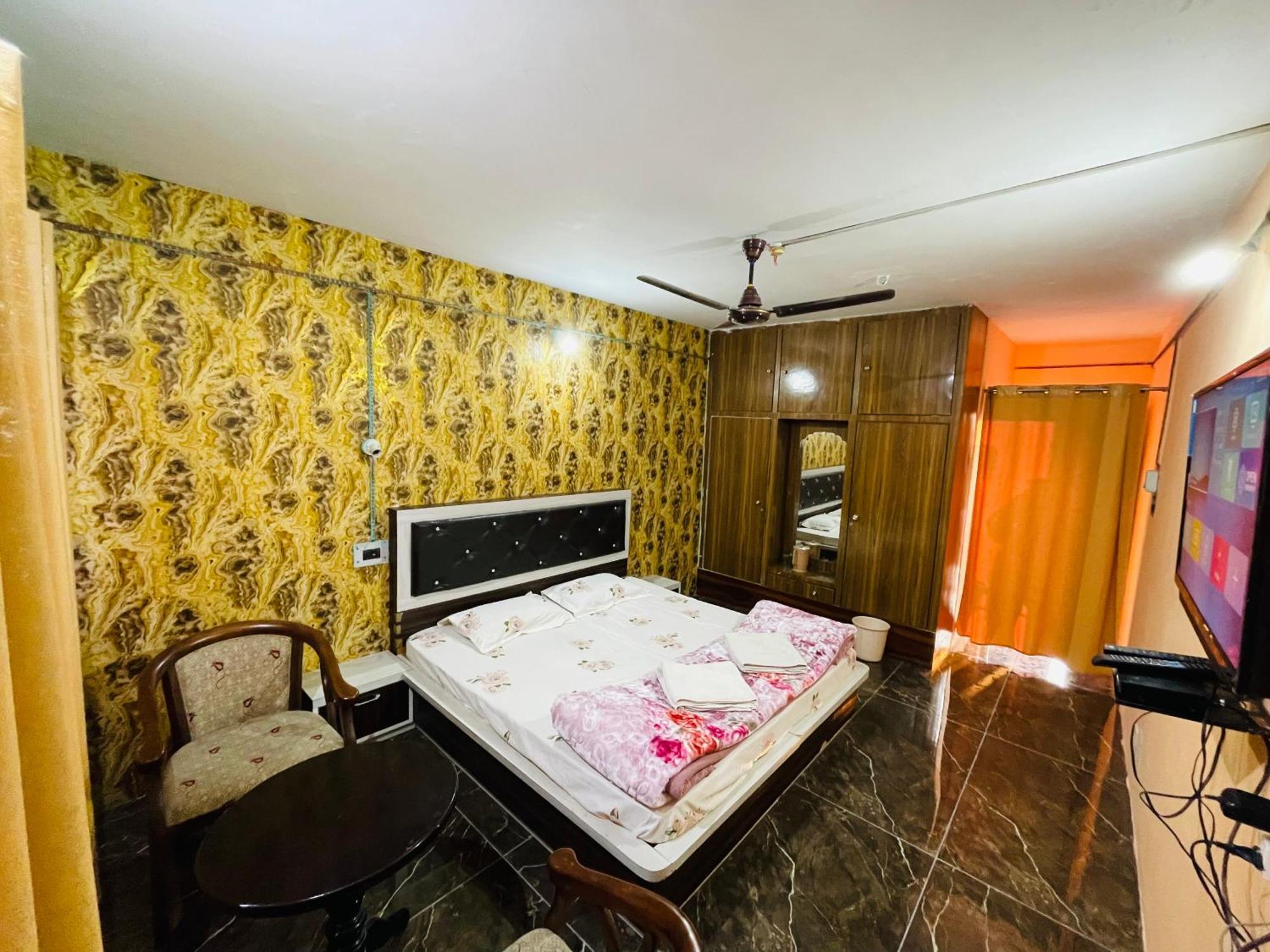 Hotel New Sahil Srinagar  Exterior photo