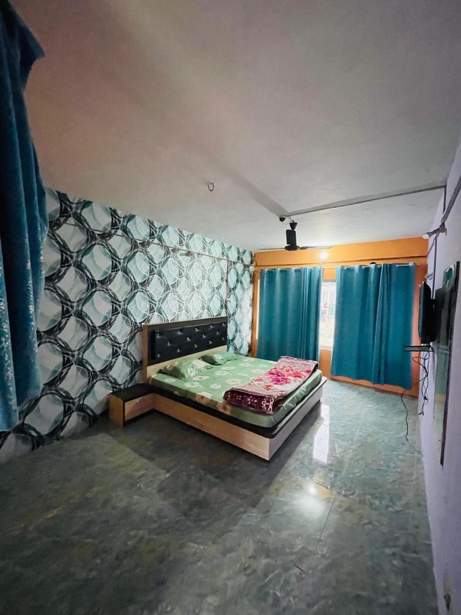 Hotel New Sahil Srinagar  Exterior photo